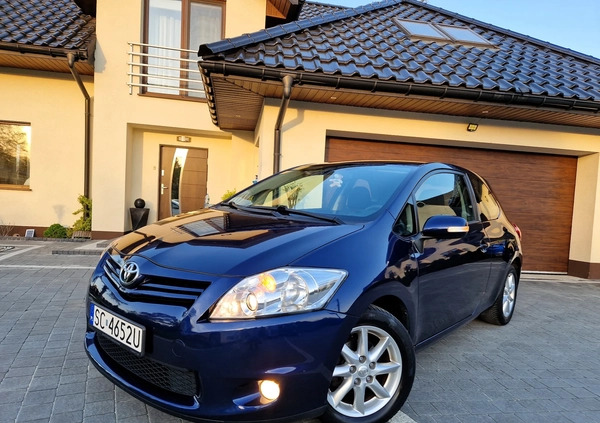 Toyota Auris cena 19800 przebieg: 216000, rok produkcji 2011 z Niepołomice małe 326